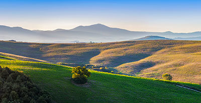 Tuscany landscape photography workshop, tour and holiday in Spring Tuscany landscape photography workshop and holiday in Spring