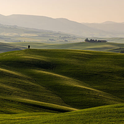 Tuscany landscape photography workshop, tour and holiday in Spring Tuscany landscape photography workshop and holiday in Spring